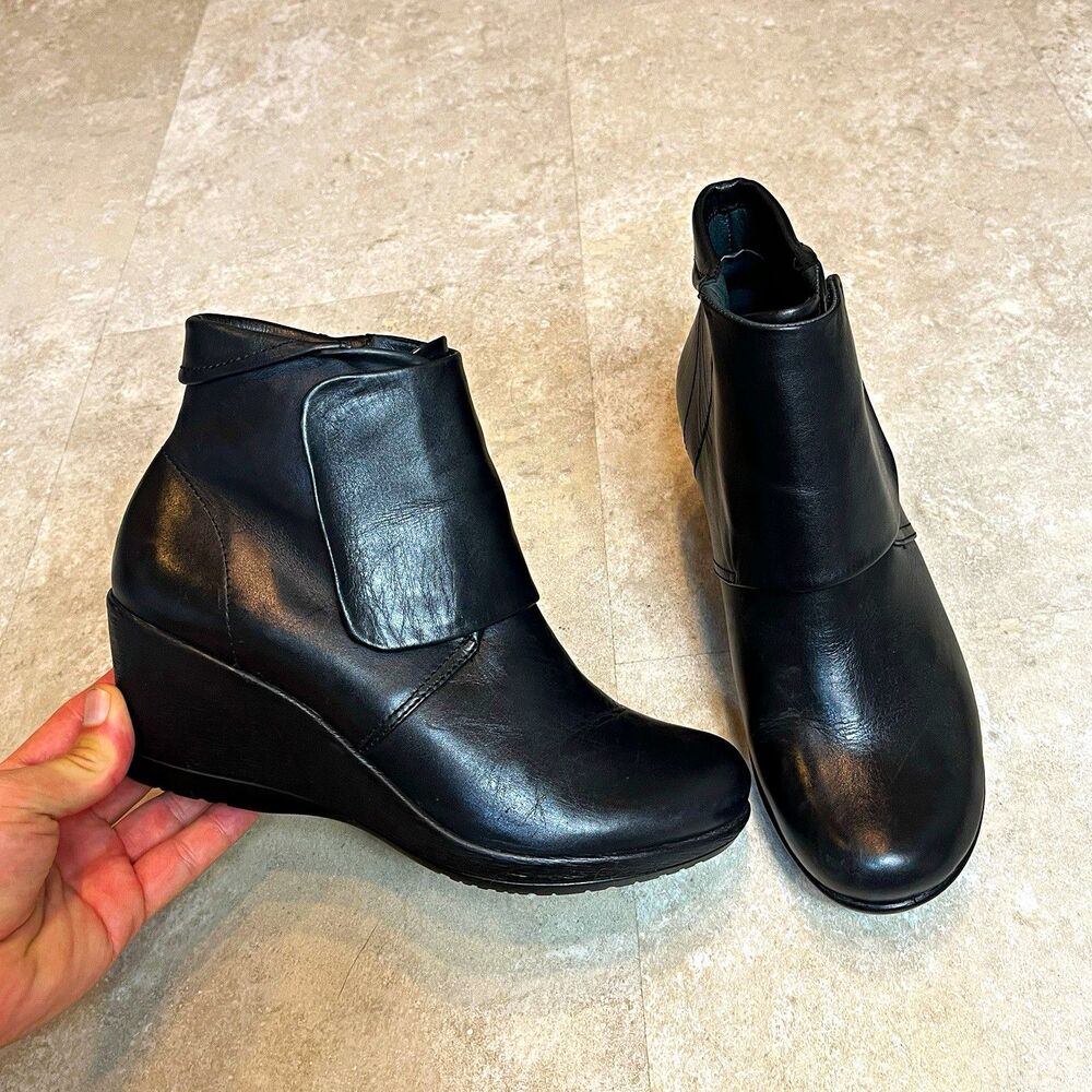 Dansko Women’s Black Romy Black Wedge EU 39